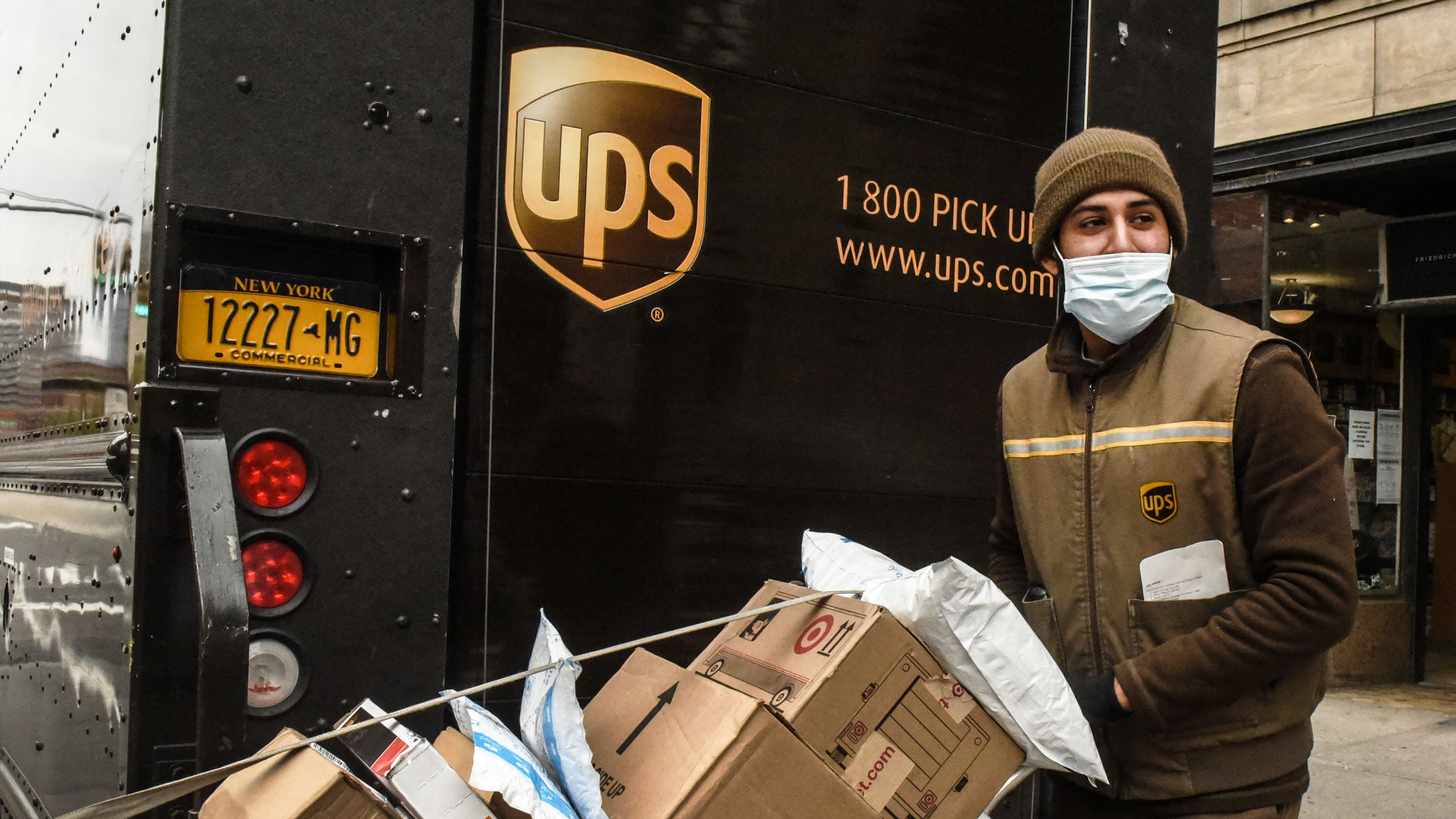 United Parcel Service shares plummet 12%, marking the worst performance in the S&P 500.
Image Source: CNBC