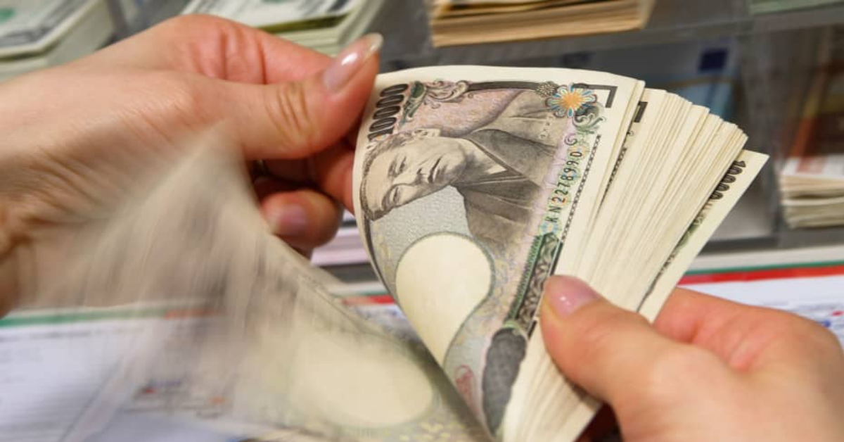The Japanese yen strengthens, trading at 149.085 per dollar and reaching a high of 148.51 overnight—its strongest since mid-March.
Image Source: CNBC